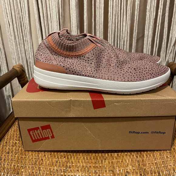Brand new FitFlop Uberknit Slip-On sneakers w/ Crystals Dusky Pink & Soft Grey - Picture 6 of 16